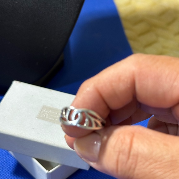 JAMES AVERY  925 - Picture 2 of 6